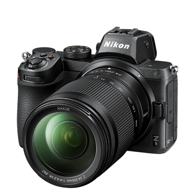 Nikon Z 5 + NIKKOR Z 24-200
