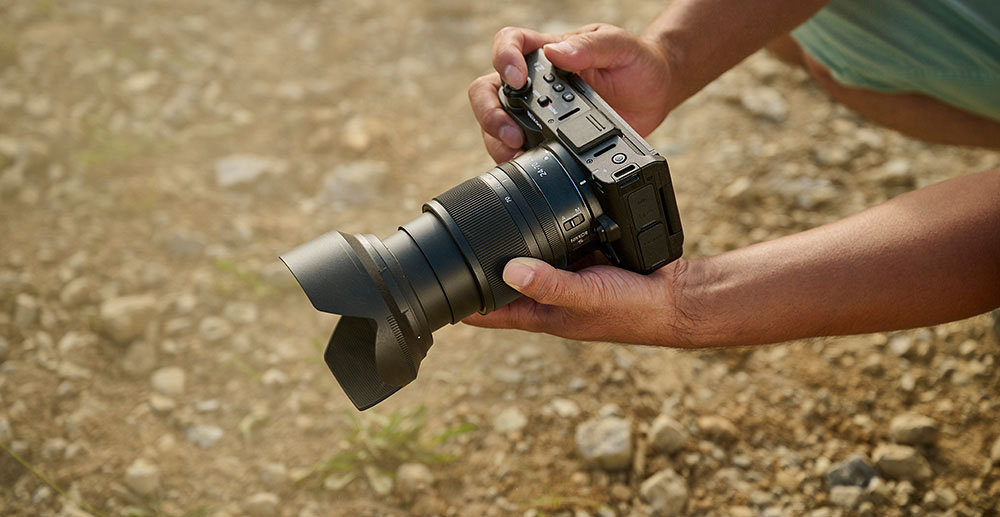 munka Nikon ZR-rel